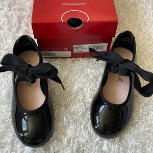 NIB Capezio Tap shoes